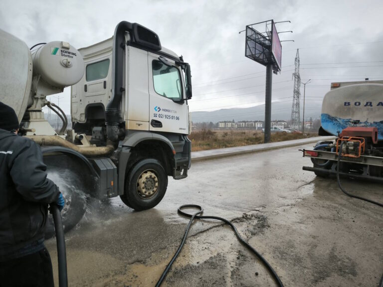 Извънредно измиване на уличната мрежа в ж.к. „Малинова долина“